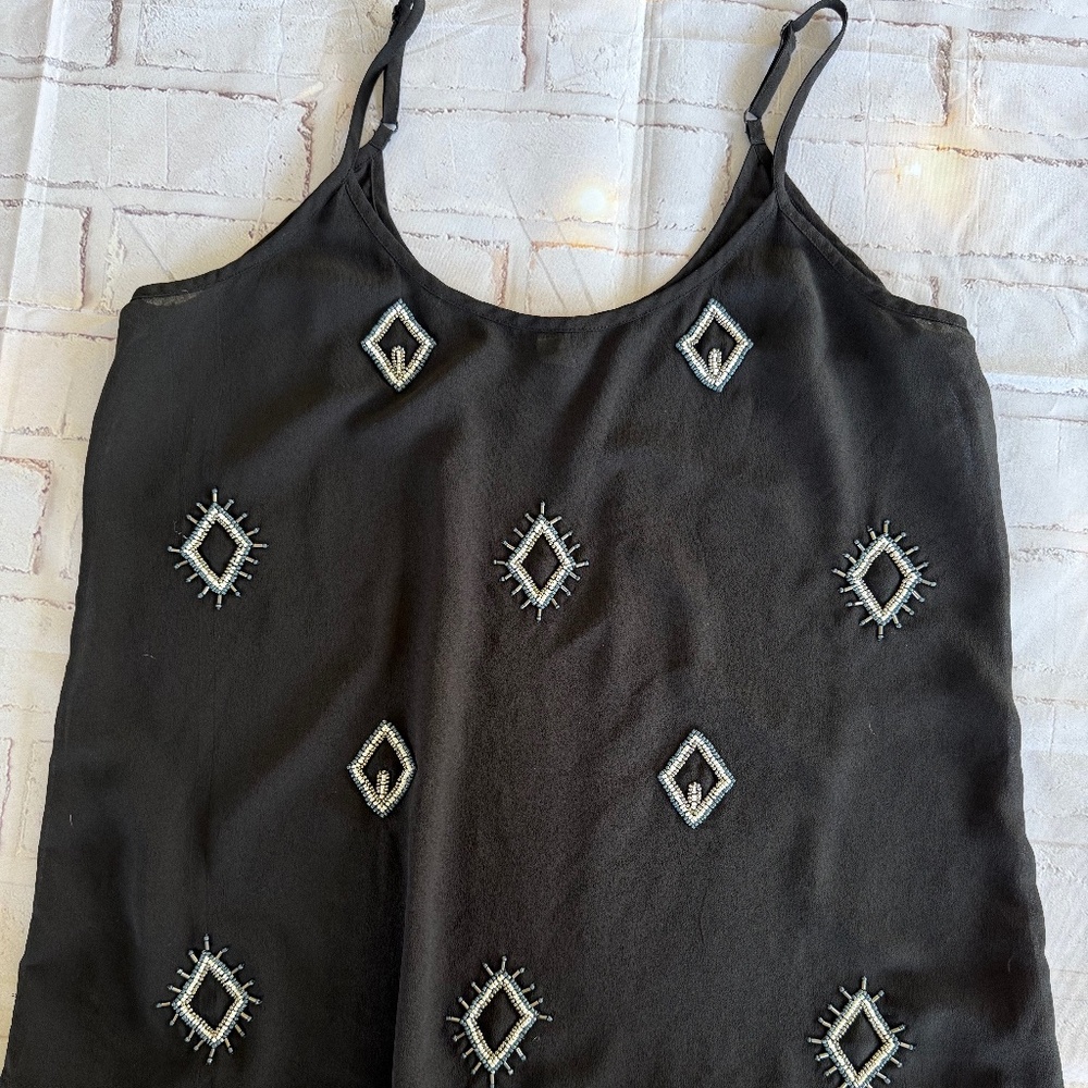 Old Navy Chic black beaded tank top Size Large
